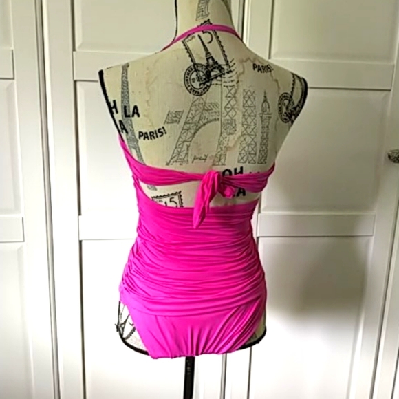 Carmen Marc Valvo Pink Bathing Suit - Picture 4 of 12